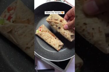 Roti pizza recipe/Healthy breakfast ideas/Leftover roti recipe/Indian breakfast recipes/Roti roll