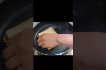 Egg Sandwich Egg Toast Cheese Sandwich Simple Delicious and Healthy Quick Breakfast#shorts#sandwich