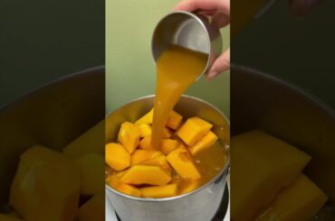 Butternut Squash Soup - Easy Healthy Dinner Recipe