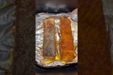 Lunch or Dinner Healthy Recipes/Ideas- salmon salad bowl #salmon #highprotein #salad #glutenfree