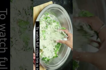 #shorts healthy breakfast recipe #amrutasfoodlab #breakfast #thalipeethrecipe #youtubeshorts cooking