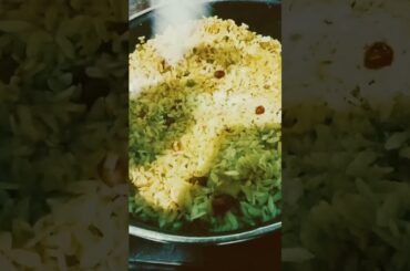 Poha || a healthy breakfast recipes @housewifeslife3041 || #shorts #recipes