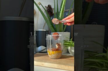 try these viral brownie baked oats!!! #healthyrecipes #breakfast #shorts