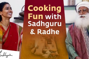 Sadhguru & Radhe Cook A Ragi Dosa Together | Millet Recipe