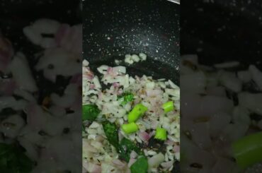 #shorts hirvya mathachi bhaji #marathifoodlab #healthylunch #cooking #food #youtubeshorts #ytshorts