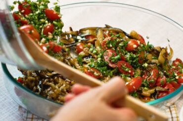 Whip Up a Healthy Eggplant Salad in Just 10 Minutes! Mom's Delicious and Easy Recipe