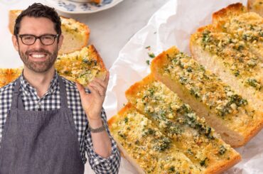 The Easiest Garlic Bread Recipe!