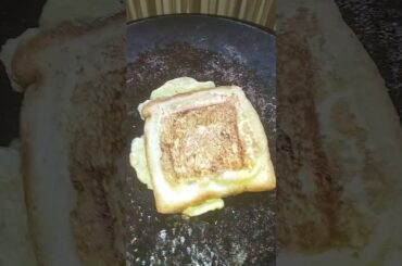 # egg sandwich recipe #quicklyyummy #homemade #easy #spicy #healthy #youtubeshorts #arti