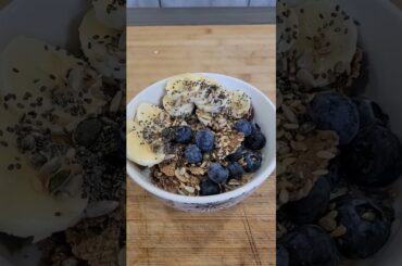 "Healthy Breakfast Recipe: Bran Flakes with Banana, Seeds, and Chai - High in Fiber and Nutrients"
