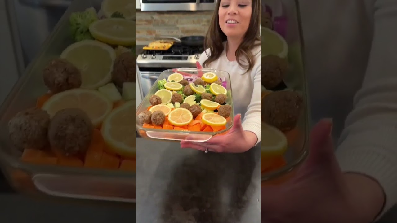 Healthy baked one pan dinner for the family| Watch The Olivia Show Healthy baked one pan dinner for the family| Watch The Olivia Show