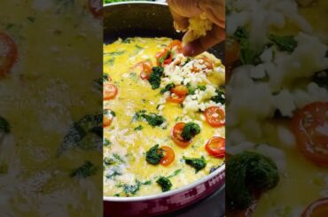 Spinach Cheese Omlette Recipe #shortrecipe #recipe #omlet