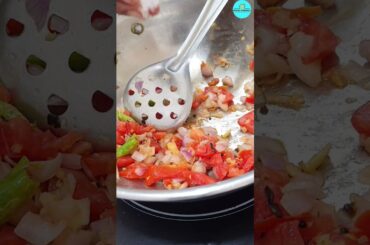 Healthy Breakfast Recipe | Oats Upma | Diet Breakfast | #oatsupma #oatsrecipe #shorts