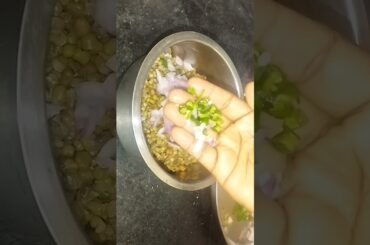 Healthy easy breakfast or snacks recipe #shorts#sproutssaladrecipe