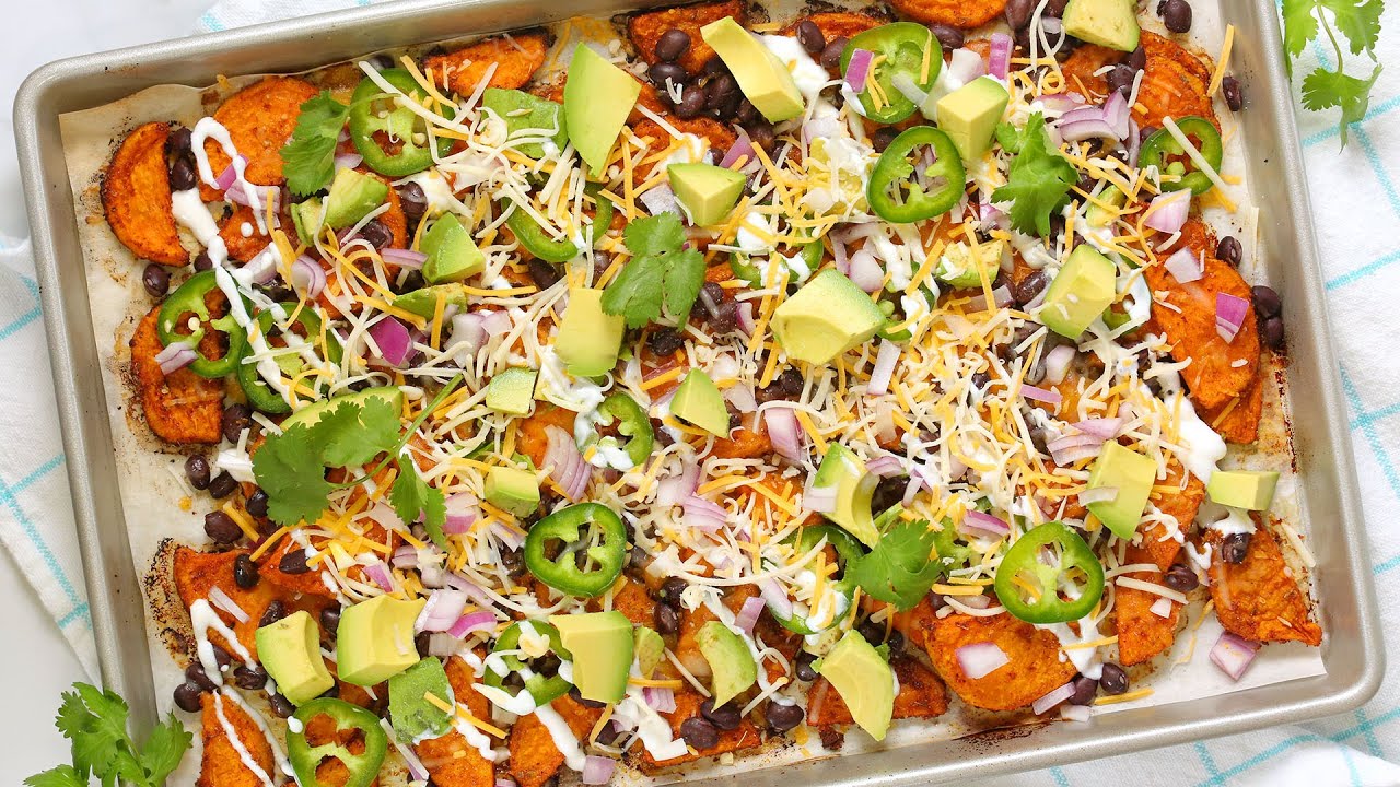 Sweet Potato Nachos | Healthy + Delicious Dinner Recipe! Sweet Potato Nachos | Healthy + Delicious Dinner Recipe!