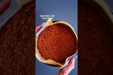 Cinnamon cake - no sugar and only healthy ingredients. Recipe in the comments.