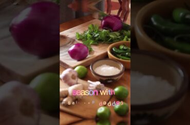 Farro and Egg Veggie Bowl - A High-Fiber, Low-Calorie Breakfast | Veggie Bowl Recipe #shorts