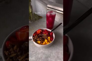 healthy breakfast smoothie bowl #mango #strawberry #smoothiebowl #breakfast #recipe #healthy #health