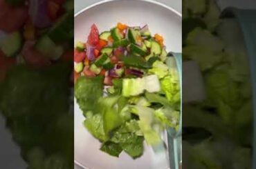 Healthy dinner tonight #dinnerideas#homemadefood#food#healthyfood#cleaneating#foodietiktok#weightlos