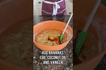 Healthy Whole Wheat Blueberry and Banana Muffin Recipe!