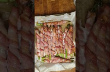 Asparagus and Bacon Sandwich #yummy #lunch #lunchbox #sandwichrecipes #dailycooking #diet #healthy