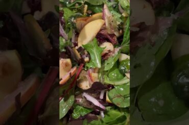 30-Day salad recipes. DAY 14. Spring Mix with Apples. #shorts