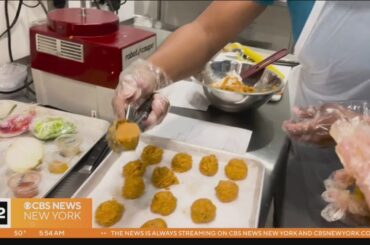 Bronx hospital teaching how to cook easy, healthy meals
