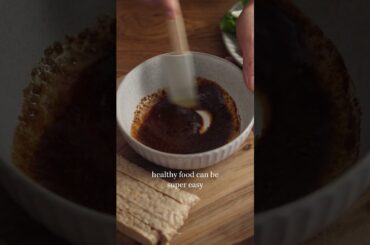 Make this healthy BLT sandwich for lunch!