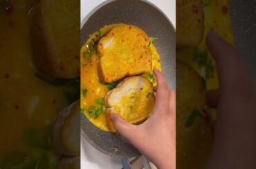 Breakfast Egg Sandwich Hack | One Pan EggToast | Healthy Egg sandwich #eggsandwich #shorts #fyp