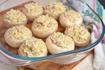 Healthy dinner: recipe for stuffed champignons with vegetables