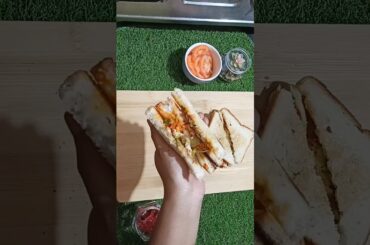 Healthy sandwich recipe #breakfastrecipe #sandwich  #youtubeshorts#breadrecipe