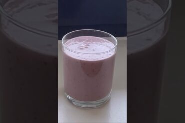 Raspberry smoothie | healthy breakfast recipe | #shorts