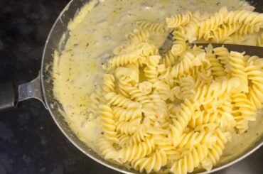 Pasta in White Sauce - Recipe for Fitness Enthusiasts | High Protein & Low-Calorie!