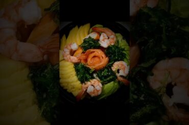 sushi salad salmon The best healthy salad you can eat.