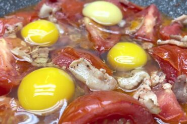 Just pour the egg and the result will be amazing! Healthy Delicious Recipe - Breakfast / ASMR