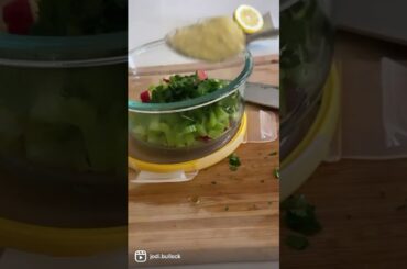 Easy Healthy Wild Caught Salmon Salad Recipe! Easy, healthy and fast! #healthyrecipes #cleaneating