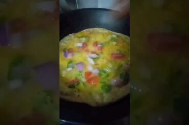 Healthy breakfast recipe (egg roti ka quick breakfast) #recipes #eggroti #breakfast #shots #shorts