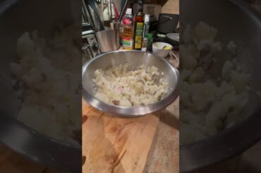 Garlic mashed potatoes! #recipe #healthy # #dinner #delicious #potato #garlic #food #health #cooking