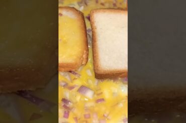 Bread omelette|#viralshort  #shorts #youtubeshorts