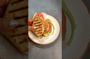 Healthy Wrap without Maida & Atta #shorts #wraprecipe #trendingshorts #viral #healthyrecipes #snacks