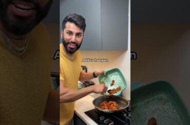 MOST DELICIOUS Healthy Spicy Chicken Mac & Cheese! ONLY 500 CALS! #pasta #foodie #recipe #fitness