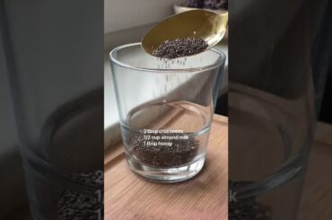 #healthybreakfast idea, the famous Kim Kardashian CHIA PUDDING recipe