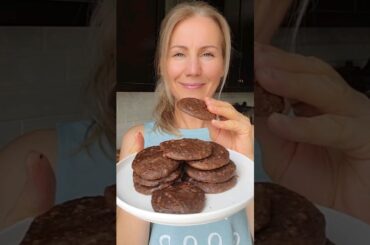 4 Ingredients Carob Cookies | high protein, sugar-free, vegan #healthyrecipes #cookies #veganshares