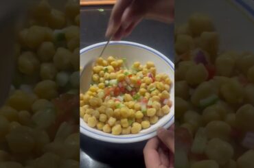 Chickpeas salad #healthy #salad #chickpeas #shorts #fyp #foryou #foryoupage #cooking #recipe