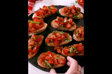 Bruschetta || Italian dish #shorts #starter #healthyfood #breadrecipes #bruschetta #dish #healthy