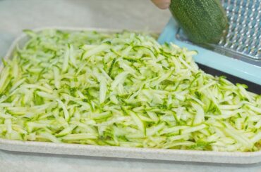 This Zucchini recipe is so delicious , I can make it almost every day ! Healthy Weight Loss !