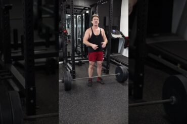 5 EASY TIPS FOR A STRONGER DEADLIFT! || FIX YOUR FORM NOW! #SHORTS