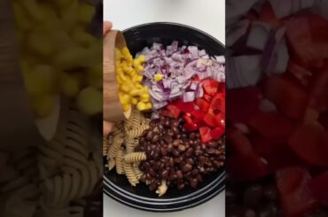 Pasta Salad Recipe | a healthy and quick lunch recipe! #healthylunch idea #shorts #viral #foryou