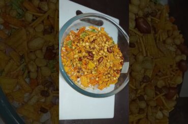 Bhel puri| #food #garlicbread #muskmelonjuice #healthy #recipe #indiancuisine #tasty