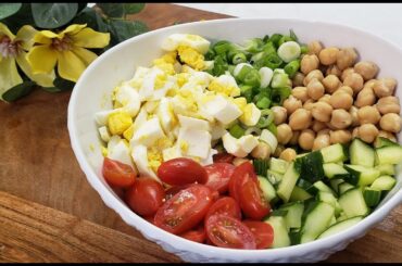 A very healthy and quick salad! It is so delicious that I make it almost every day!