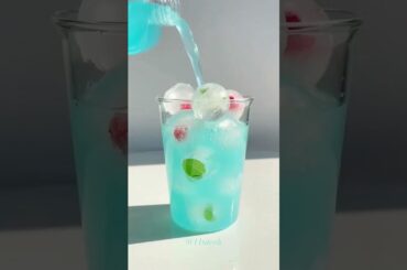 Healthy smoothie recipe link in my description #smoothie #detox #weightloss #burningwight